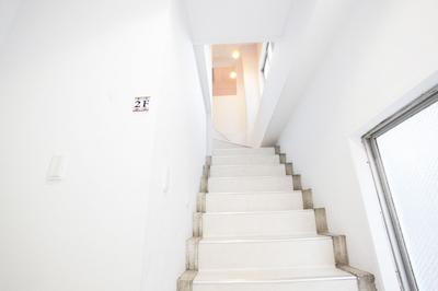 کاسا بلانکا گوست هوس