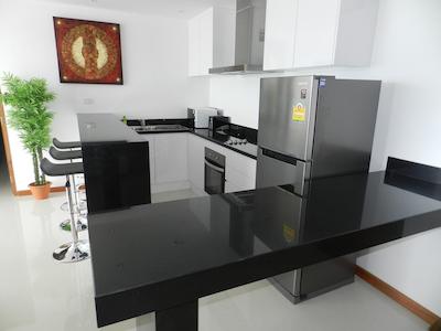 ترپیکال اسیا ویو رسیدنس