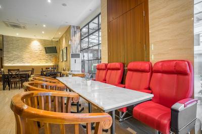 د باتیک هتل