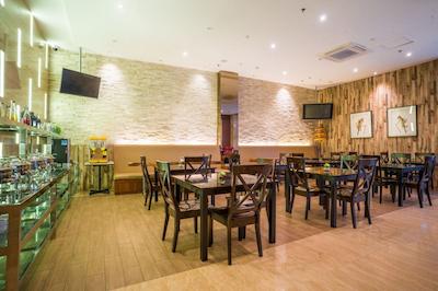 د باتیک هتل