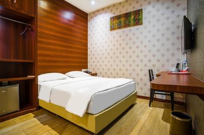 د باتیک هتل