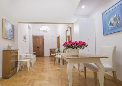 مینروا رلیز