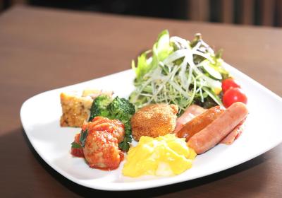 دیوا رینت هتل جینزا