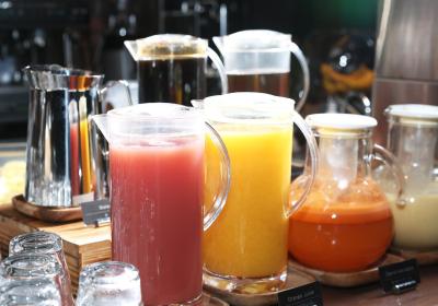 دیوا رینت هتل جینزا