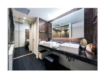 دیوا رینت هتل جینزا