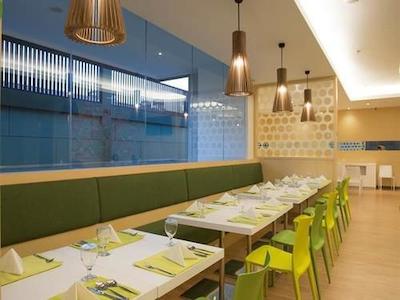 یلو هتل جمورساری