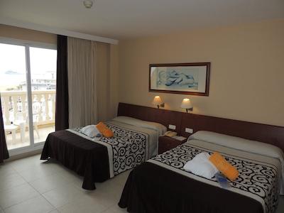 گران هتل پنیسلا