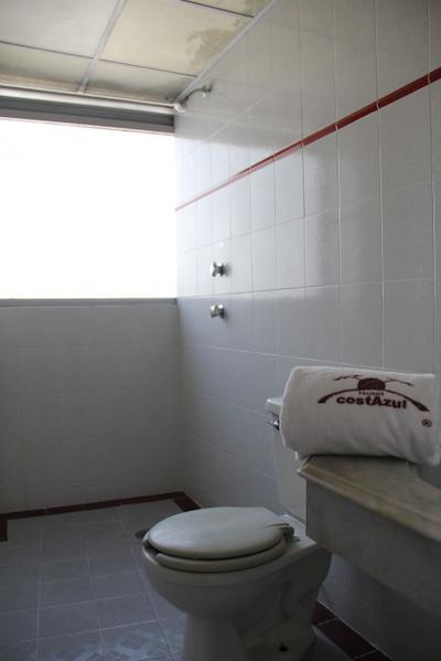 هتل کستا ازول