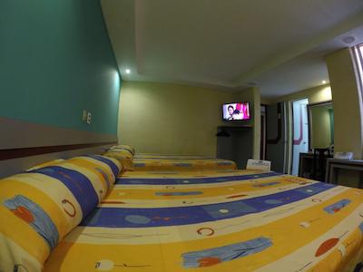 هتل کستا ازول