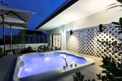 کس2 چیانگ مای نیمان ویلا