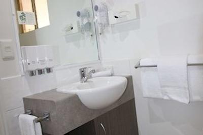 کمفرت این میدلاندر امرالد