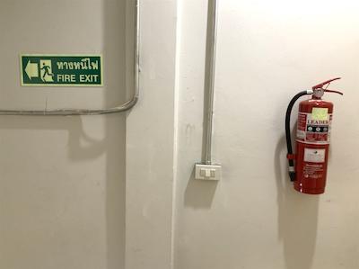 اسلیپ شیپ پوکت هاستل