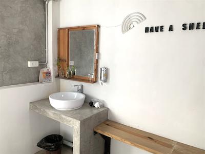 اسلیپ شیپ پوکت هاستل