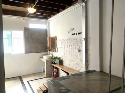 اسلیپ شیپ پوکت هاستل