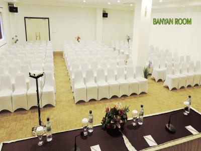 اربر بیز هتل