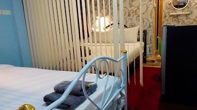 دکور دو هاستل