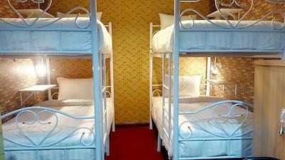 دکور دو هاستل