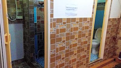 دکور دو هاستل