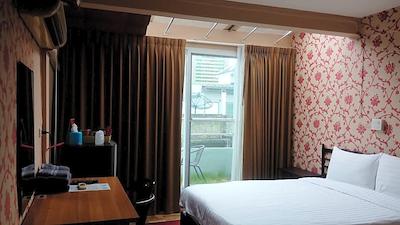 دکور دو هاستل