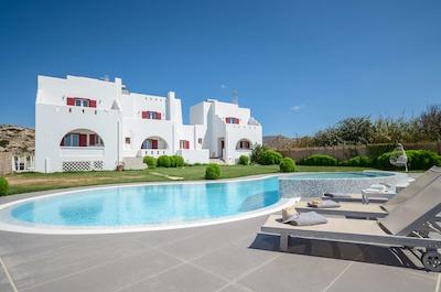 دپیز ادم لوکسوری ویلاز