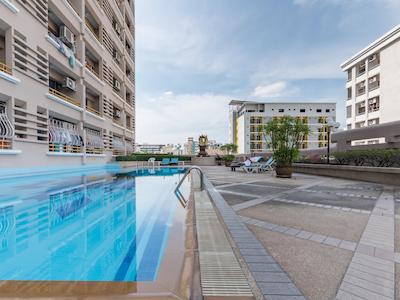 ال ای تاور بانکوک