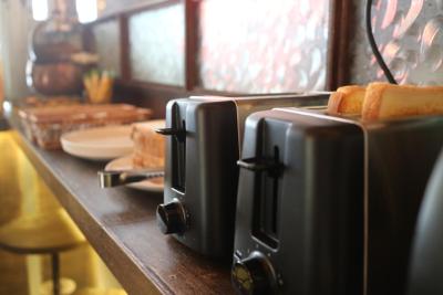 گودست پترکات هتل اینسادنگ