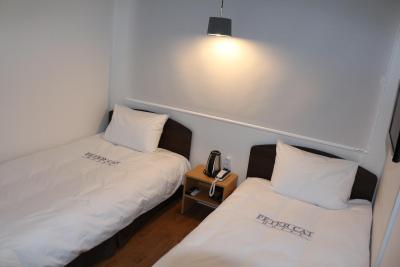 گودست پترکات هتل اینسادنگ