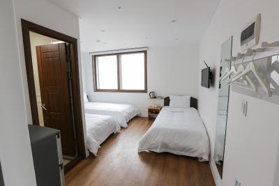 گودست پترکات هتل اینسادنگ