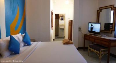 سواسدی خائوسان این