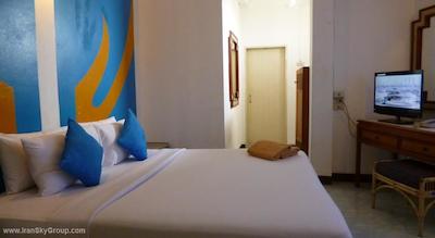 سواسدی خائوسان این