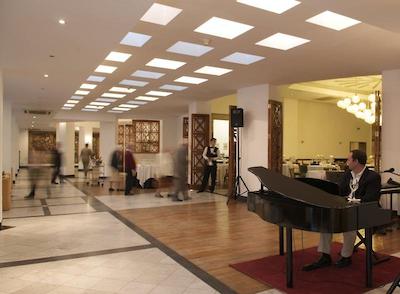 گراند د لوسُ