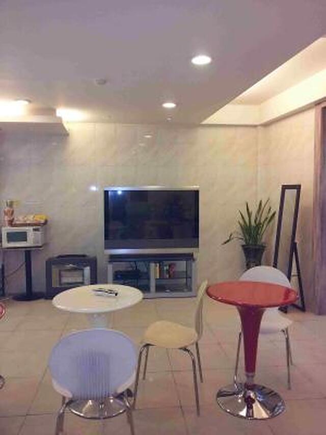 تراولرسا اسئوول هستل