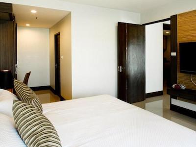 کریستال سوئیتز سووارنابومی ایرپورت