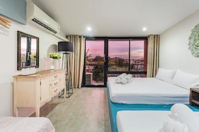 اکو هاستل پوکت