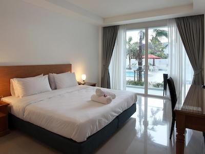 کلیر هاوس ریزورت