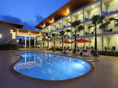 کلیر هاوس ریزورت