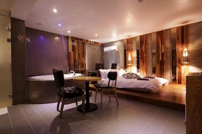 هتل یو ای این