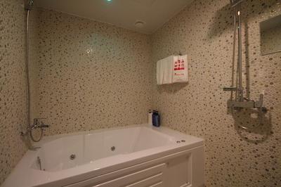 هتل یو ای این