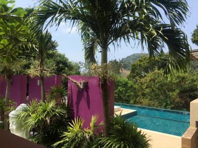 گرند بلو اوشن ویو پول سوئیت