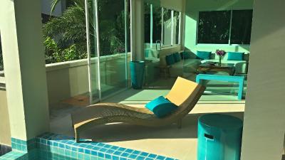 گرند بلو اوشن ویو پول سوئیت