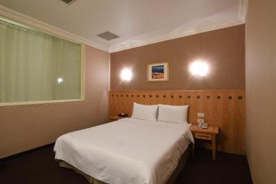 ایست دراگون هتل