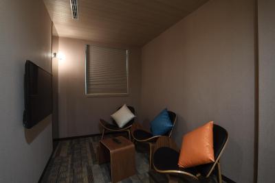 ایست دراگون هتل