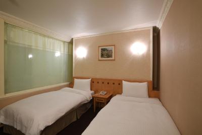 ایست دراگون هتل