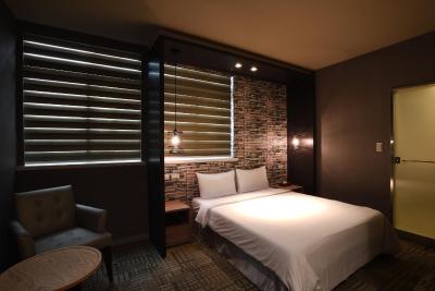 ایست دراگون هتل