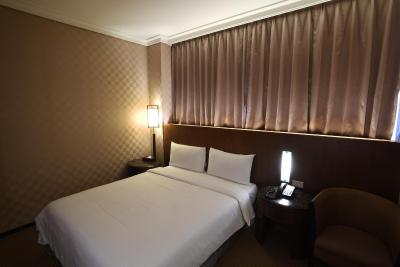 ایست دراگون هتل