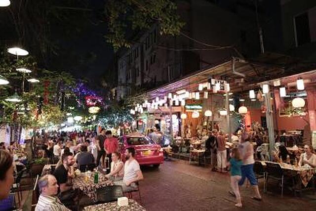 ساواسدی هاوس