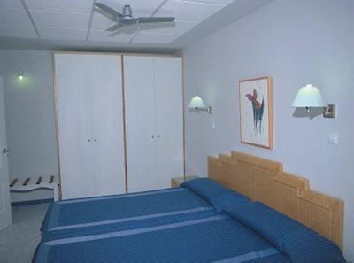 سرواتور ترازامار اند سان سویت