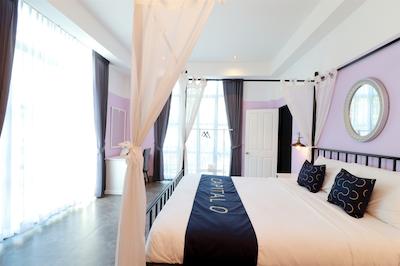 ات ناتا چیانمای چیک جونگل