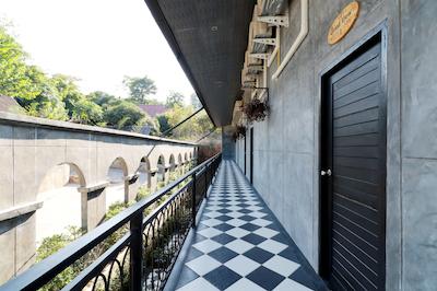 ات ناتا چیانمای چیک جونگل