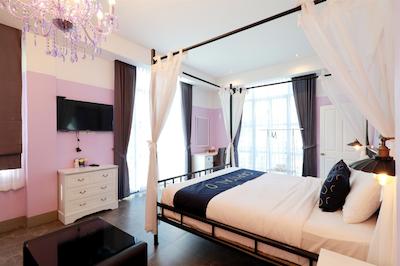 ات ناتا چیانمای چیک جونگل